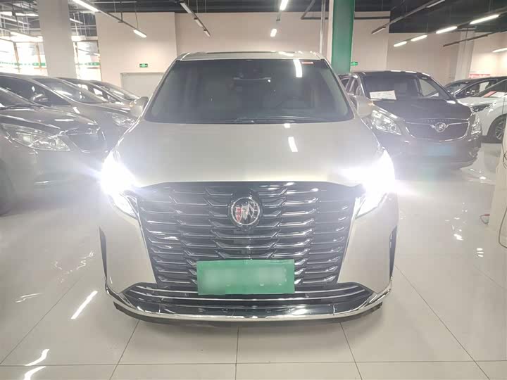 Фото 3 - Buick GL8 ES