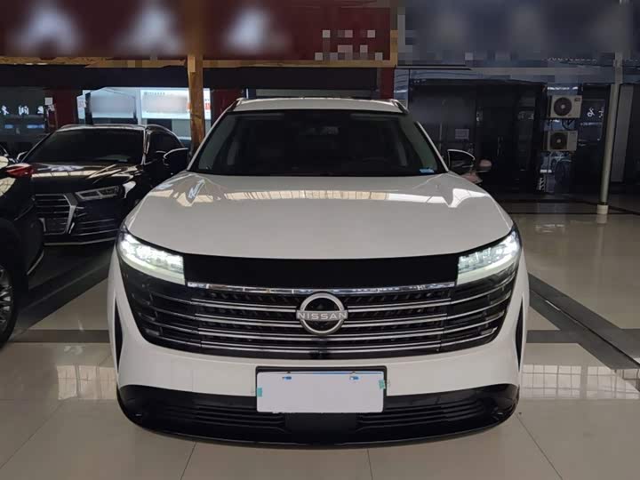 Фото 3 - Nissan Pathfinder