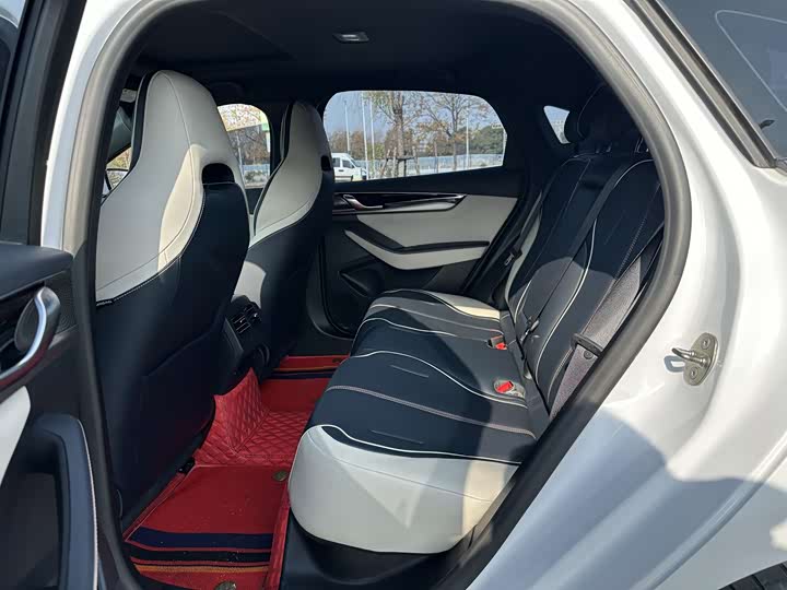 Фото 7 - BYD Qin Plus