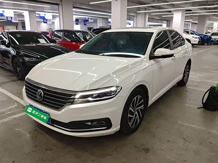 Фото 1 - Volkswagen Lavida