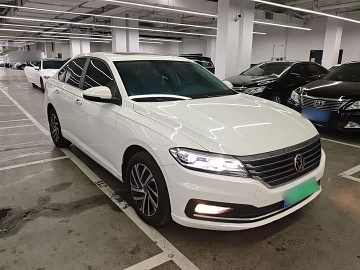 Фото 4 - Volkswagen Lavida