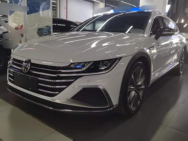 Фото 1 - Volkswagen CC