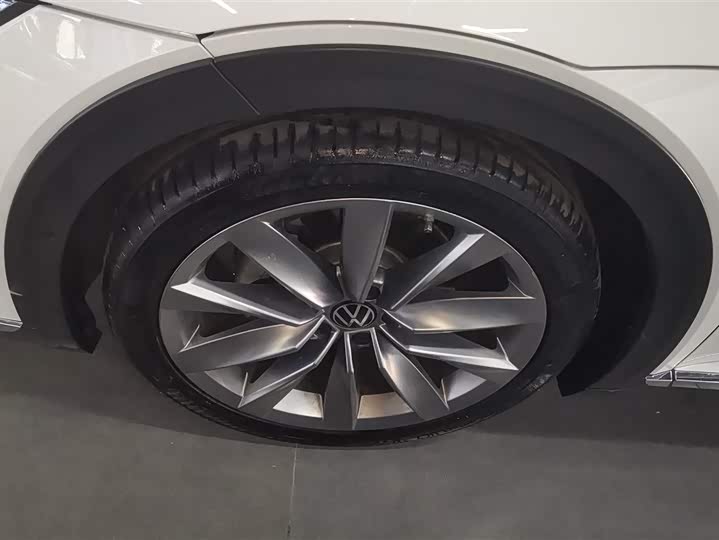 Фото 6 - Volkswagen CC