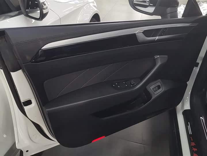 Фото 7 - Volkswagen CC