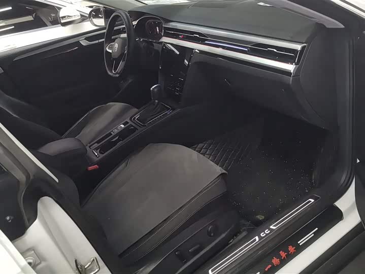 Фото 8 - Volkswagen CC