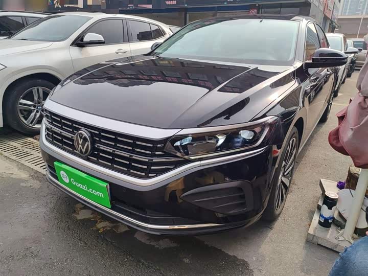 Фото 2 - Volkswagen Passat