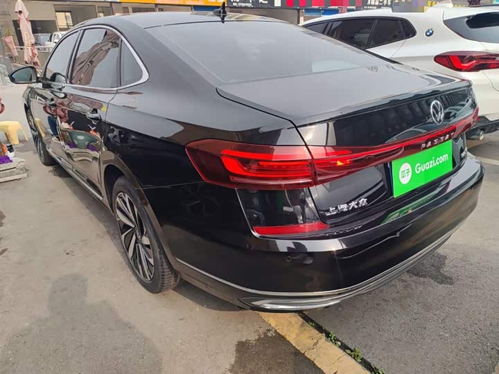 Фото 5 - Volkswagen Passat