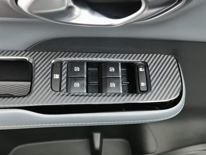 Фото 9 - GAC Aion Y