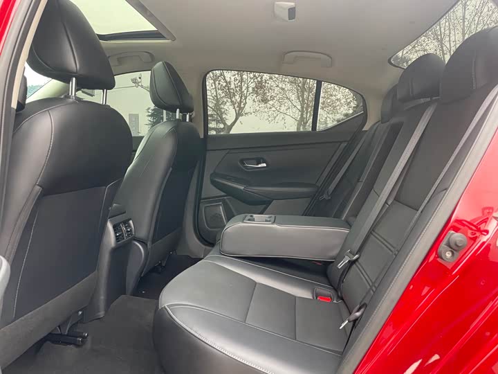 Фото 5 - Nissan Sylphy