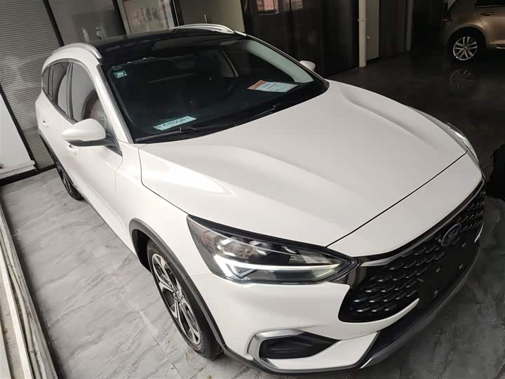 Фото 4 - Ford Focus