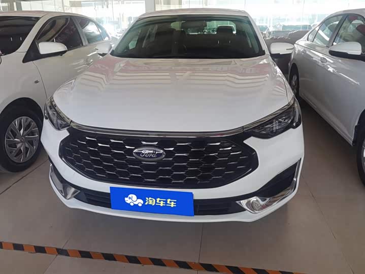 Фото 2 - Ford Escort