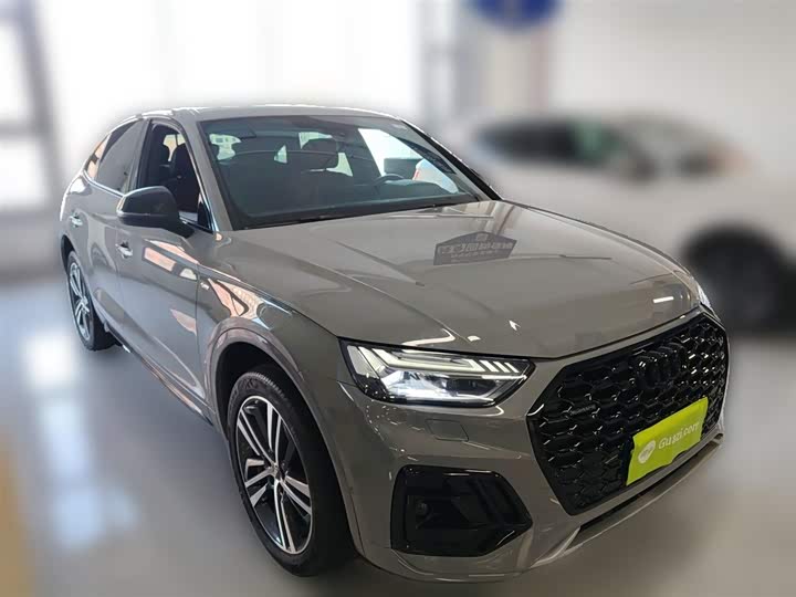 Фото 7 - Audi Q5L Sportback