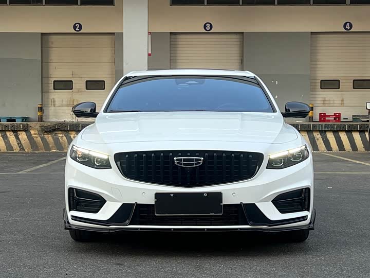 Фото 2 - Geely Preface