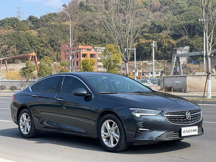 Фото 1 - Buick Regal