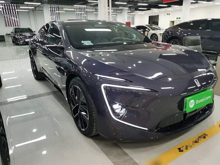 Фото 4 - Avatr 12