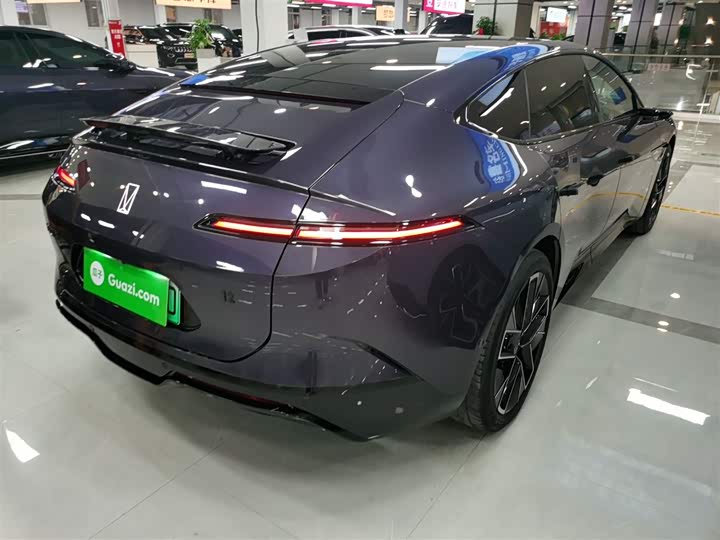 Фото 7 - Avatr 12