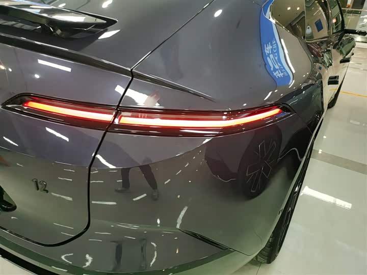 Фото 8 - Avatr 12