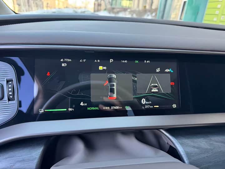 Фото 5 - Denza D9