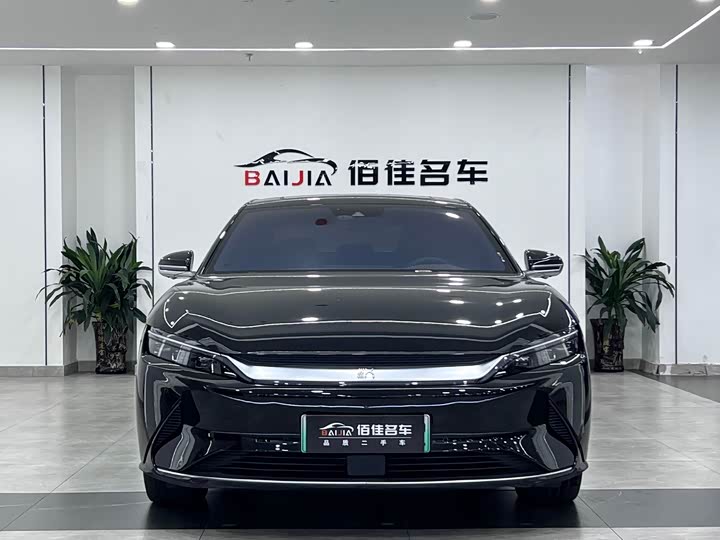 Фото 2 - BYD Han