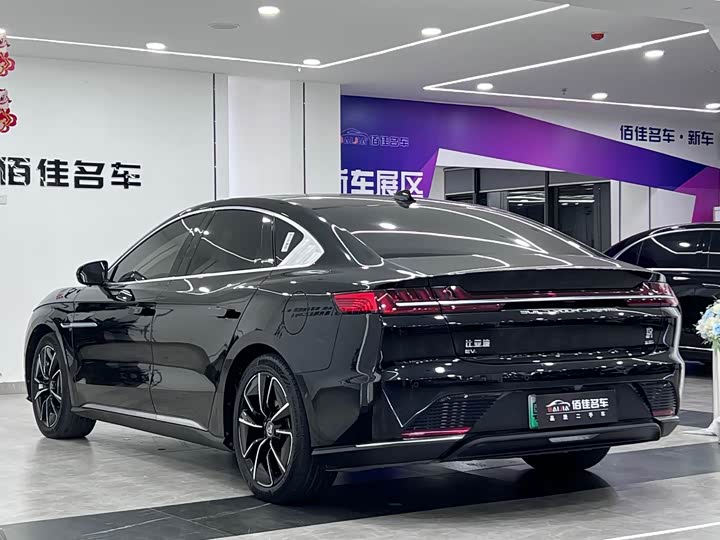 Фото 7 - BYD Han