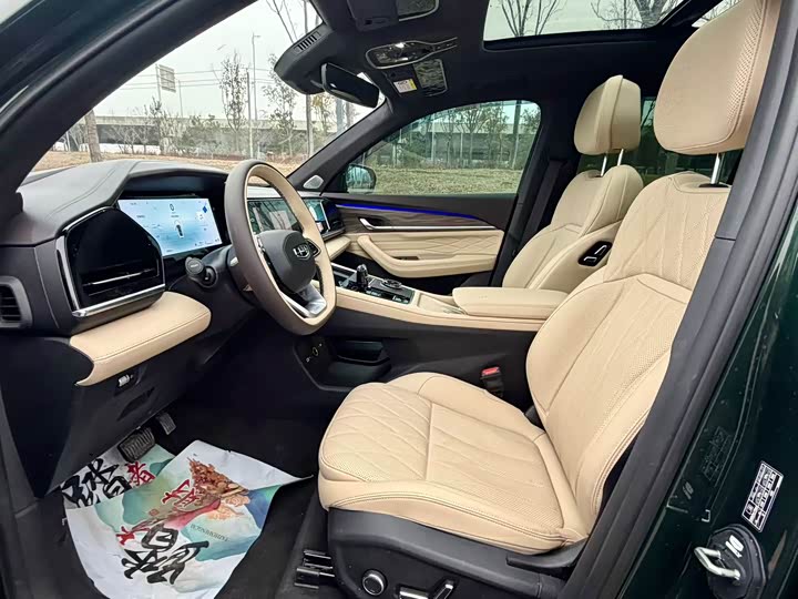 Фото 3 - Geely Monjaro