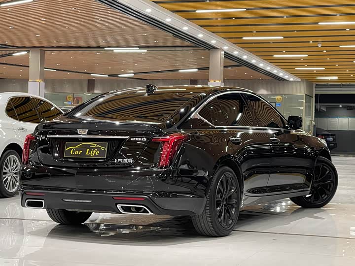 Фото 8 - Cadillac CT5