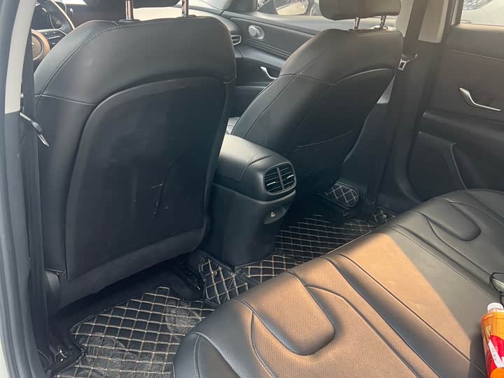 Фото 5 - Hyundai Elantra N line