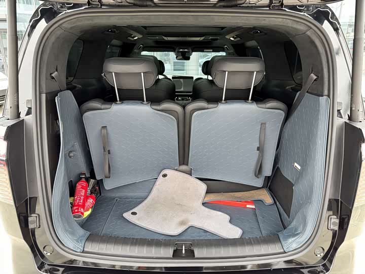 Фото 4 - Zeekr 009