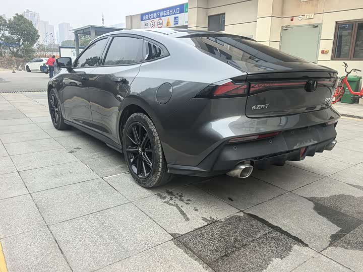 Фото 3 - Changan UNI-V