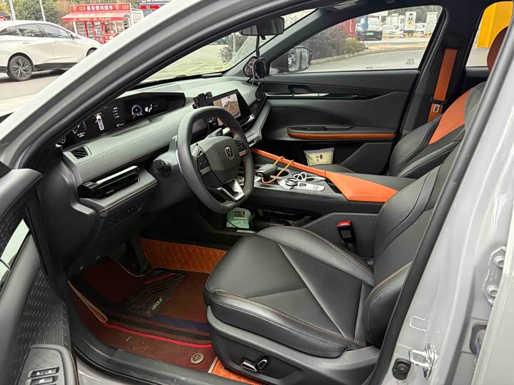 Фото 7 - Changan UNI-V