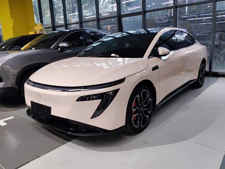 Фото 2 - Nissan N7