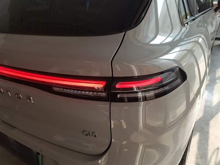 Фото 8 - Leapmotor C10