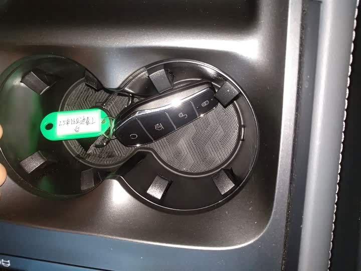 Фото 9 - BYD Qin L