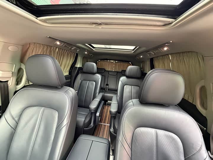 Фото 9 - GAC Trumpchi M8