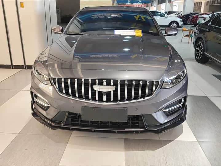 Фото 2 - Geely Preface