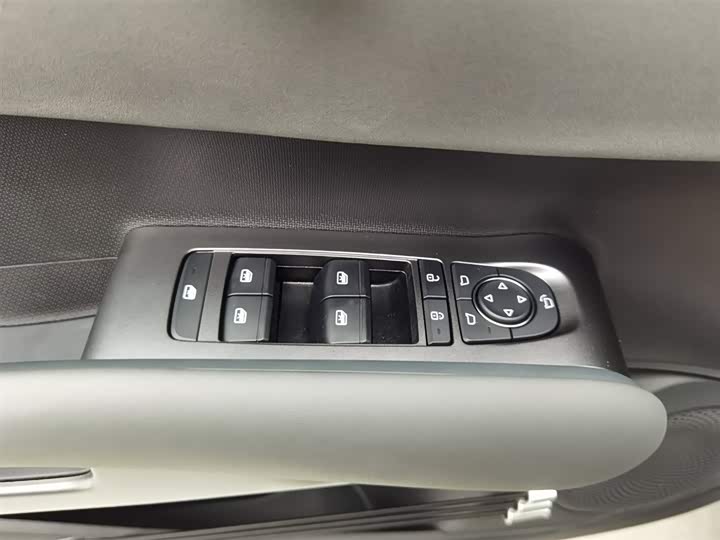 Фото 9 - BYD Yuan Plus