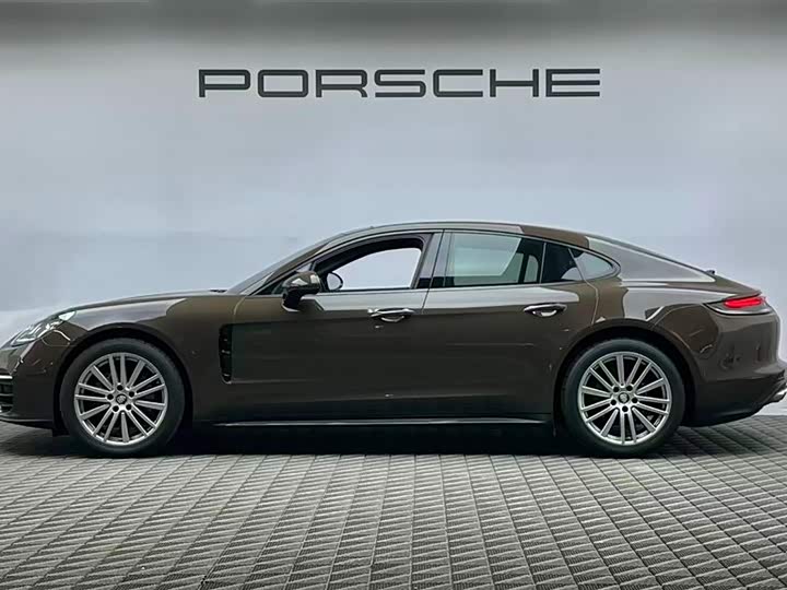 Фото 4 - Porsche Panamera