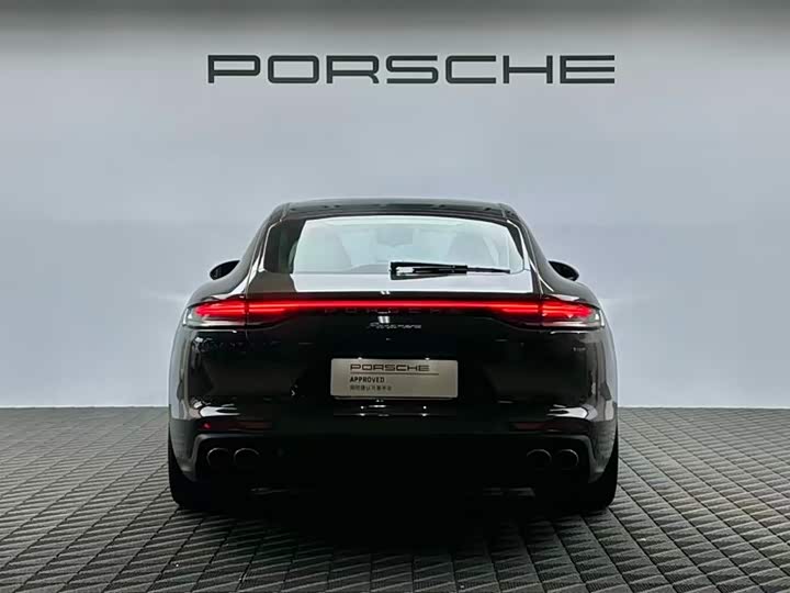 Фото 5 - Porsche Panamera