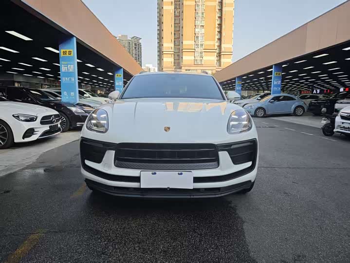 Фото 2 - Porsche Macan