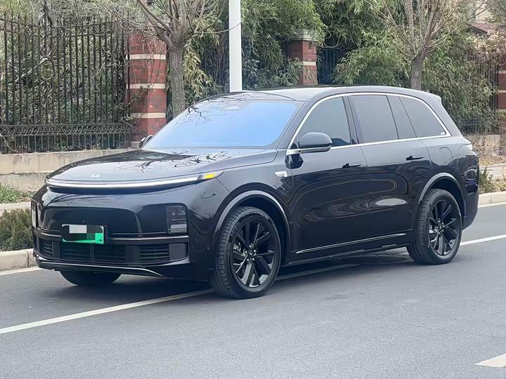 Фото 1 - LiXiang L8