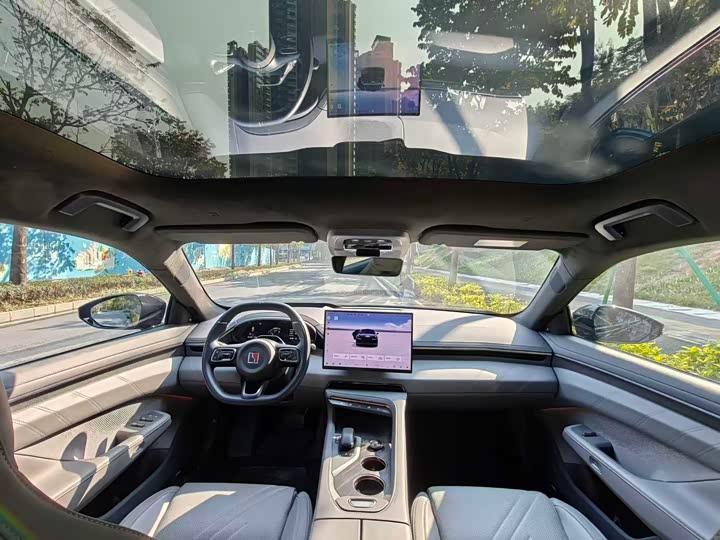 Фото 6 - Zeekr 001