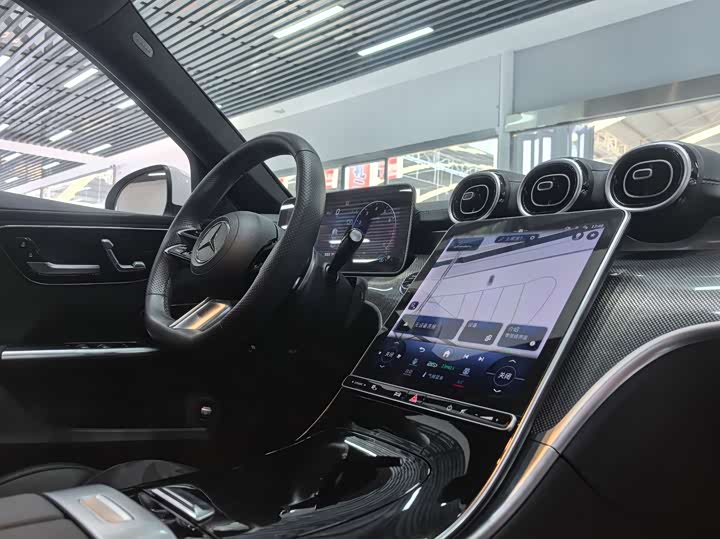 Фото 2 - Mercedes-Benz C-Class