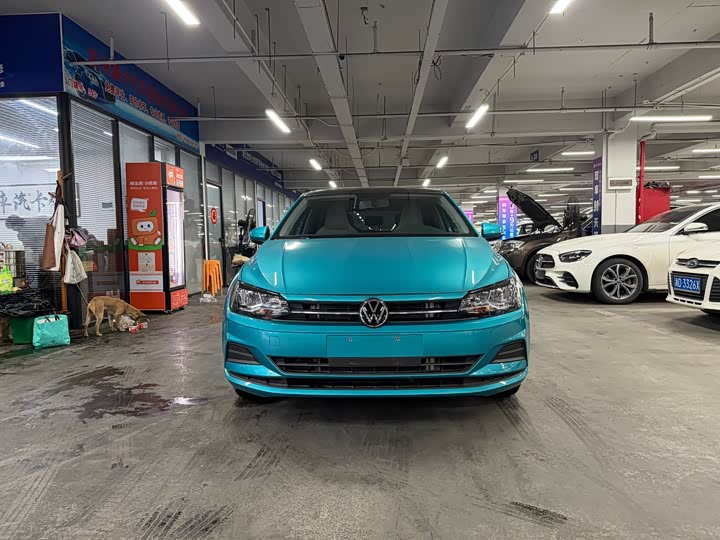 Фото 2 - Volkswagen Polo