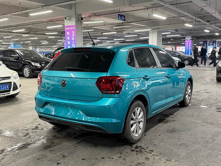 Фото 6 - Volkswagen Polo