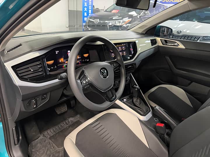 Фото 8 - Volkswagen Polo