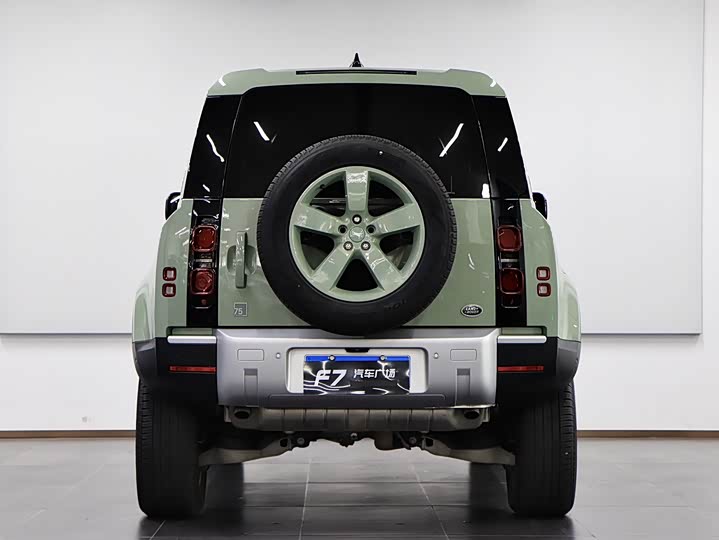 Фото 5 - Land Rover Defender