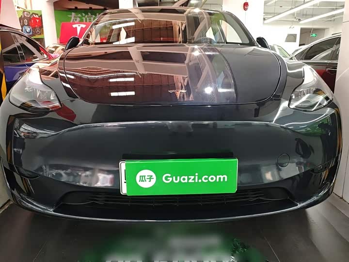 Фото 3 - Tesla Model Y