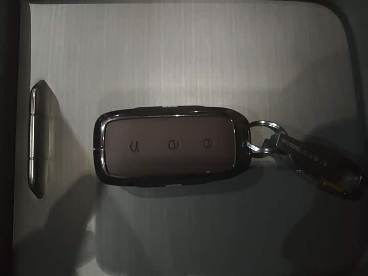 Фото 9 - Geely Galaxy L7