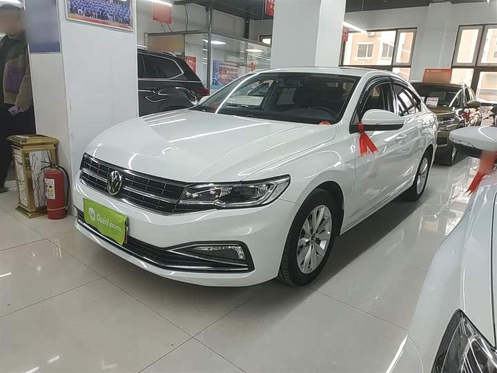 Фото 2 - Volkswagen Bora