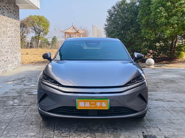 Фото 2 - BYD Qin L